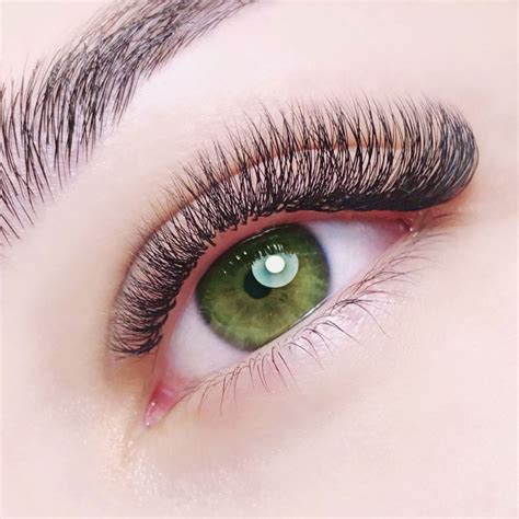Procedure Of Lash Extensions Indianapolis. If you are tired of searching for “eyelash extensions near me”, you have landed in the right place. We have a straightforward and quick process at Lash Therapy. It starts with our experts cleaning your eyes. Now your eyes are closed for the process, which is almost 1 to 2 hours long.